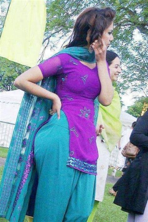 gand xxx pic|Desi Xxx Gand Pics Of Bhabhi’s